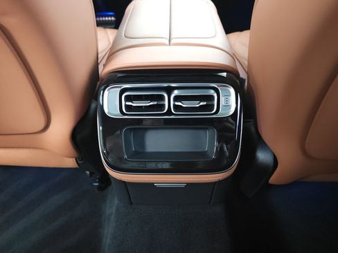 Certified 2023 Mercedes-Benz S 500 4MATIC image 31