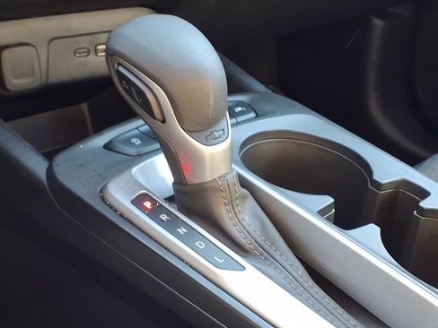 Used 2025 Chevrolet Trax LS image 15