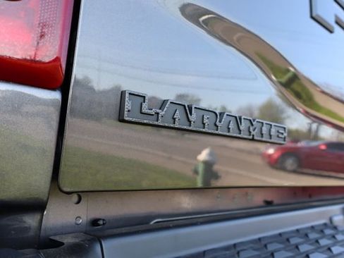 Used 2025 RAM 2500 Laramie AWD/4WD image 37
