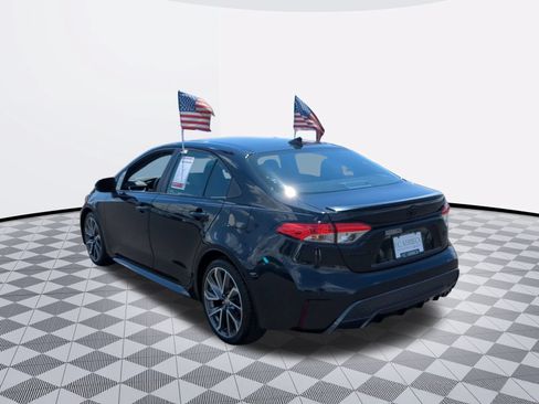 Used 2021 Toyota Corolla SE w/ SE Premium Package FWD image 5