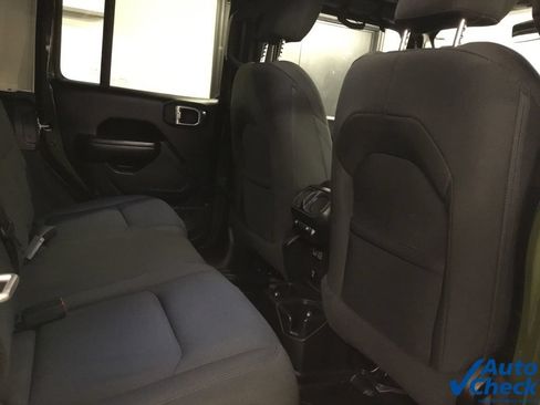 Used 2021 Jeep Wrangler Unlimited Sport AWD/4WD image 37