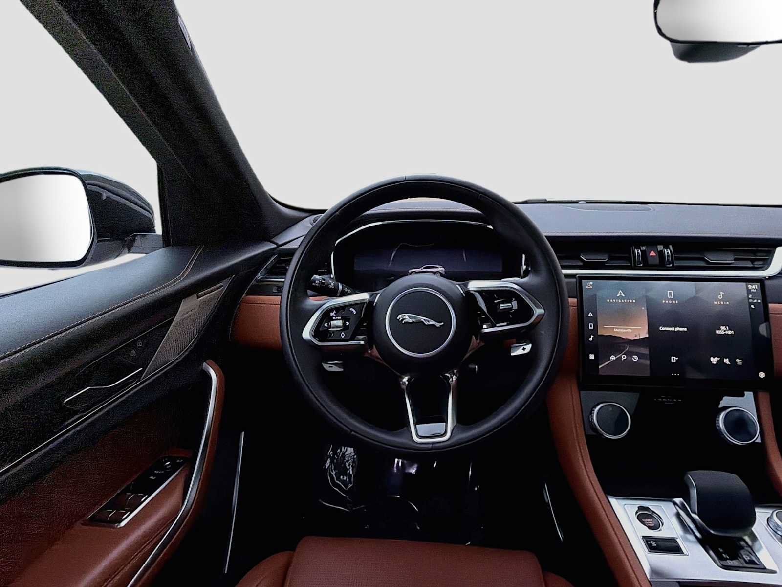 Certified 2025 Jaguar F-PACE R-Dynamic S AWD/4WD image 11