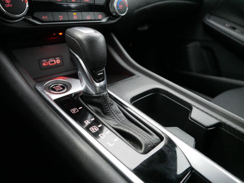 Certified 2022 Nissan Sentra SV w/ Trunk Package image 24