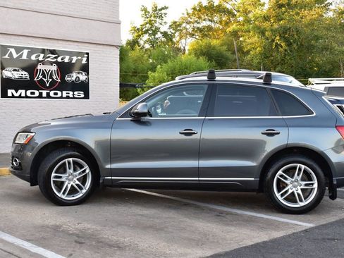 Used 2017 Audi Q5 2.0T Premium Plus w/ Technology Package image 3