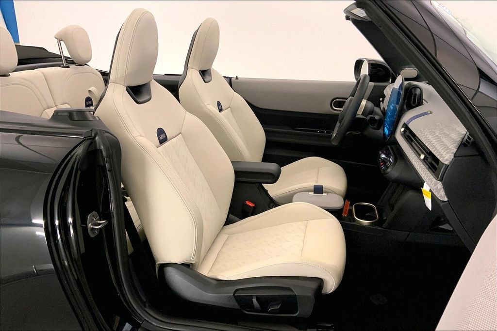 Used 2026 MINI Cooper S FWD image 6