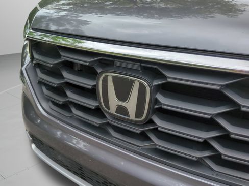 Certified 2025 Honda Pilot EX-L image 30