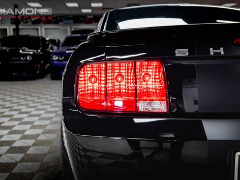 Used 2009 Ford Mustang Shelby GT500 RWD image 6