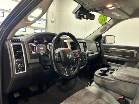 Used 2019 RAM 1500 Big Horn image 18