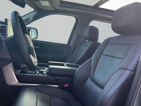 Used 2023 Toyota Tundra Limited image 22