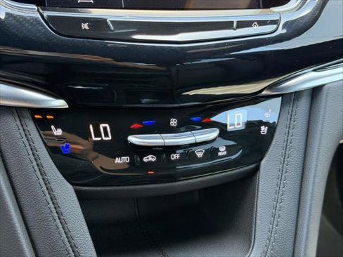 Used 2024 Cadillac XT6 Sport AWD/4WD image 34