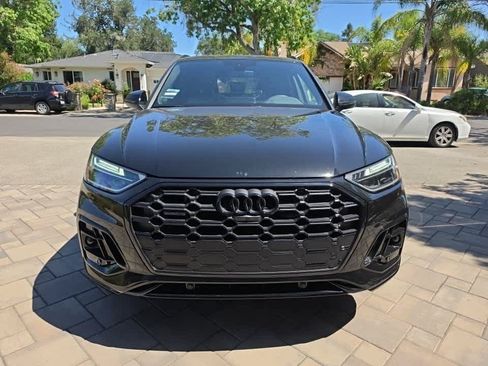 Used 2025 Audi Q5 e Premium Plus w/ Premium Plus Package AWD/4WD image 2