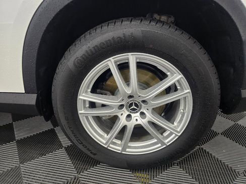 Certified 2025 Mercedes-Benz GLC 300 GLC 300 image 20