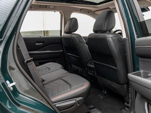 Used 2024 Nissan Pathfinder Platinum w/ Cargo Package FWD image 38