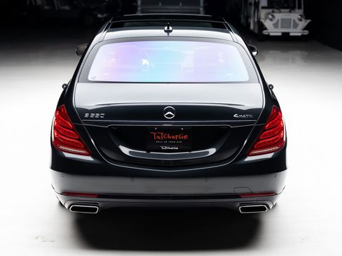 Used 2016 Mercedes-Benz S 550 4MATIC Sedan image 24