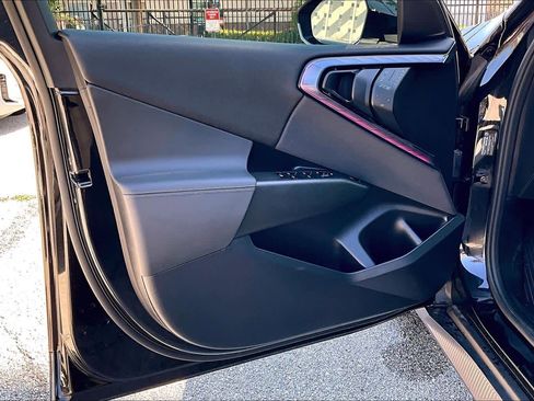 Used 2025 BMW X3 xDrive30i image 21