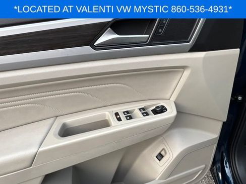 Used 2023 Volkswagen Atlas SE w/ Panoramic Sunroof Package AWD/4WD image 32