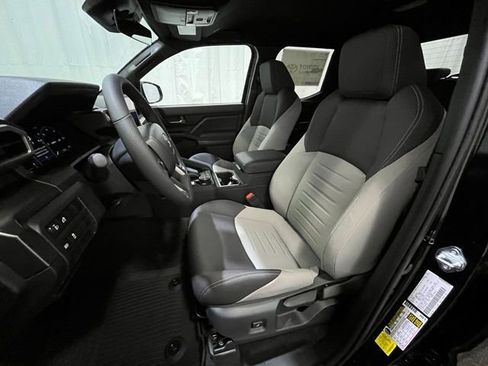 New 2026 Toyota Tacoma TRD Off-Road AWD/4WD image 9