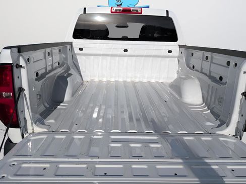 Used 2022 Chevrolet Colorado W/T w/ Custom Special Edition image 36