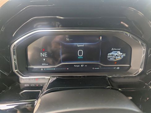 Certified 2025 Chevrolet Silverado 1500 RST w/ Convenience Package II image 29