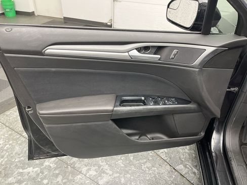 Used 2013 Ford Fusion SE image 7