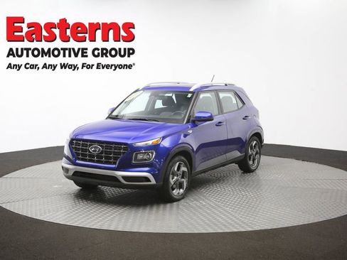 Used 2024 Hyundai Venue SEL FWD image 54