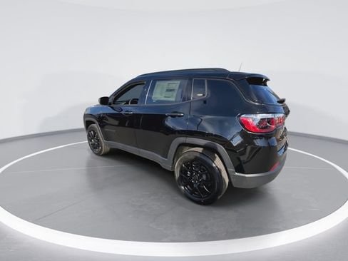 New 2026 Jeep Compass Latitude AWD/4WD image 6