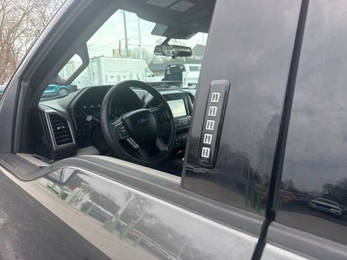 Used 2019 Ford F150 XLT image 16