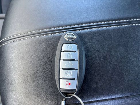 Used 2025 Nissan Altima 2.5 SV FWD image 24