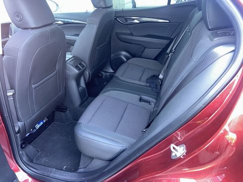 Used 2023 Buick Envision Preferred image 6