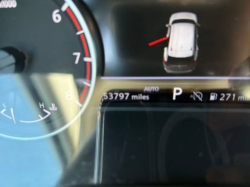 Used 2025 Nissan Rogue SV AWD/4WD image 16