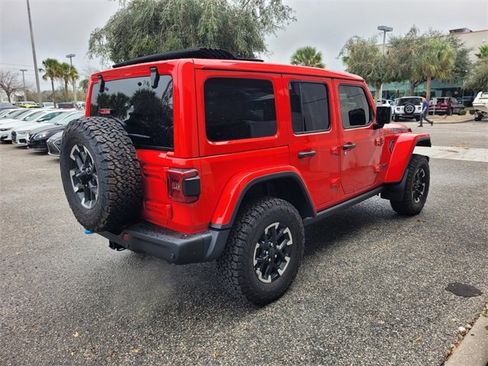 Used 2024 Jeep Wrangler Unlimited Rubicon 4xe image 15