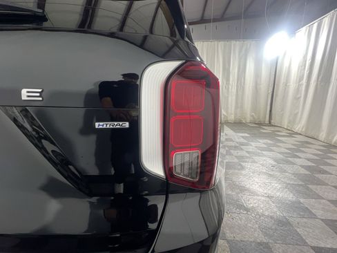 Used 2023 Hyundai Palisade Calligraphy w/ Cargo Package image 17