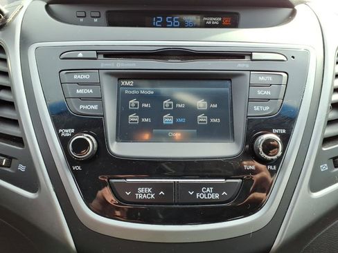 Used 2015 Hyundai Elantra SE w/ Option Group 03 image 12