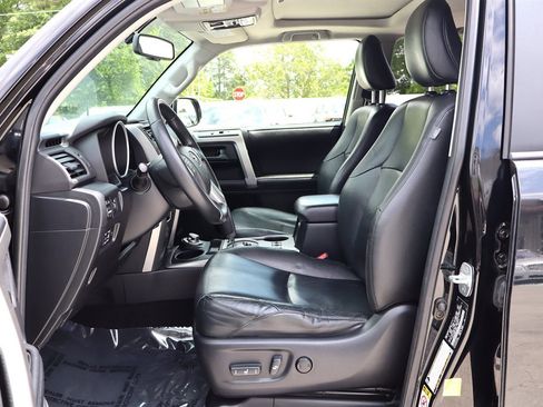 Used 2013 Toyota 4Runner Limited AWD/4WD image 21