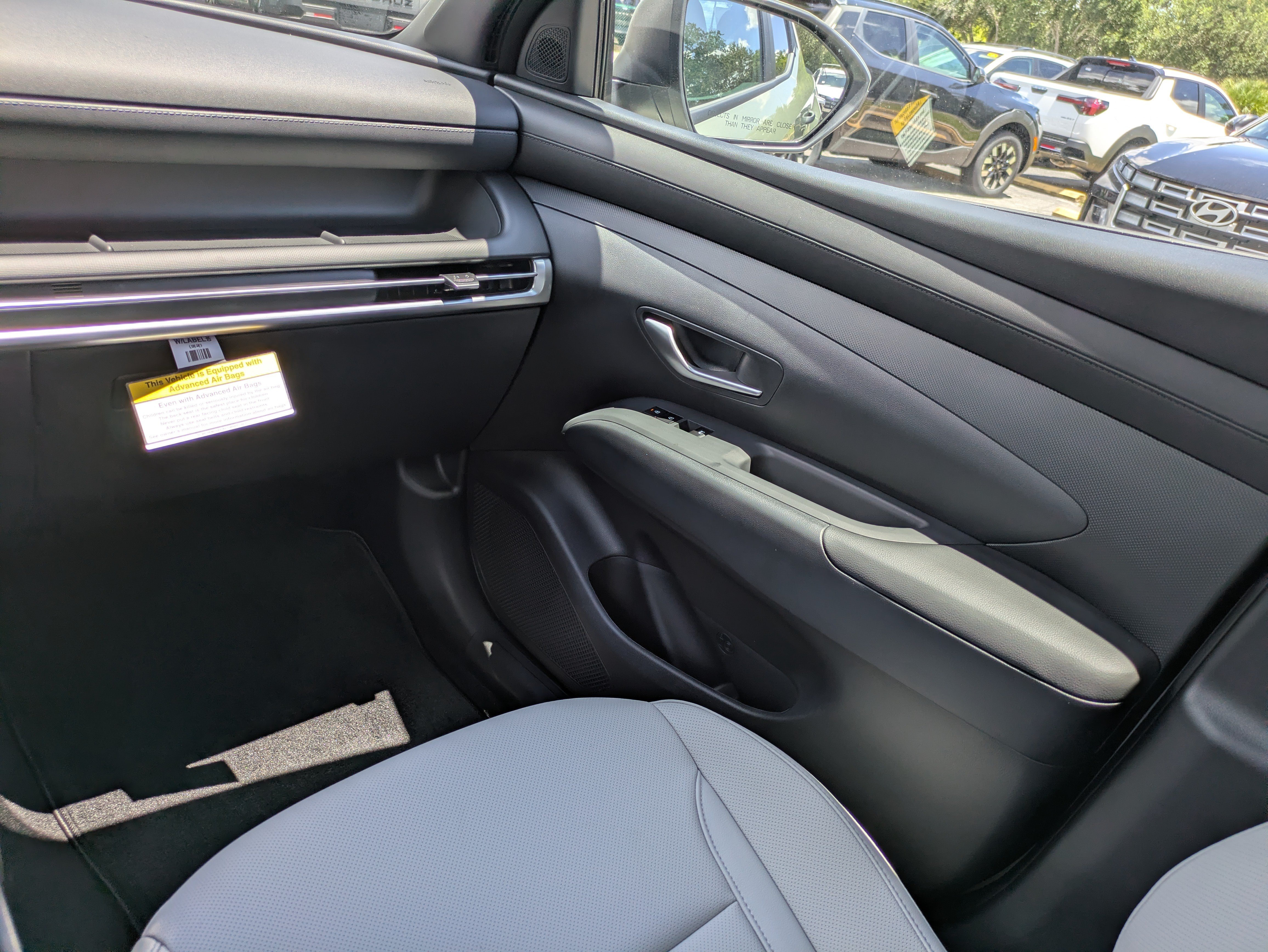 New 2027 Hyundai Santa Cruz SE FWD image 16