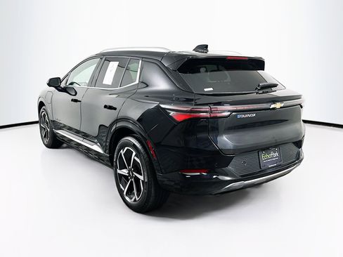 Used 2025 Chevrolet Equinox EV LT image 5