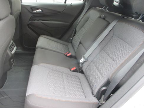 Used 2024 Chevrolet Equinox LT w/ LPO, Floor Liner Package image 12