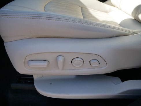 Certified 2023 Buick Enclave Avenir w/ Trailering Package, 5000 lbs. image 26