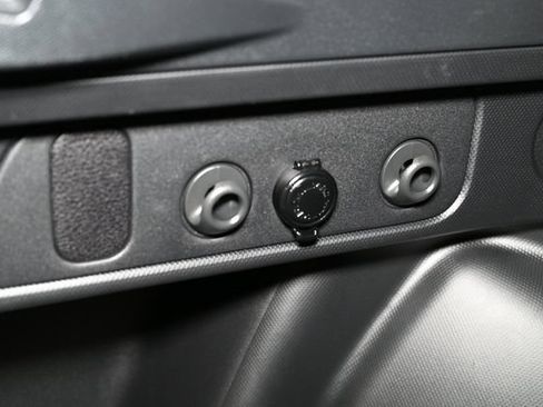 Used 2025 Subaru Forester Premium AWD/4WD image 59