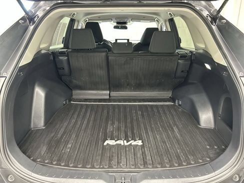 Used 2024 Toyota RAV4 LE AWD/4WD image 21