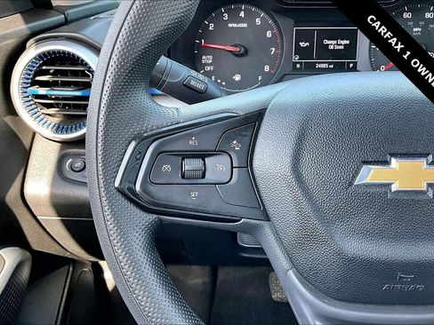 Used 2025 Chevrolet Trax LS w/ LS Convenience Package image 11