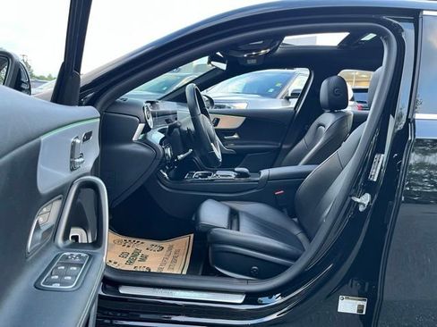 Used 2022 Mercedes-Benz A 220 4MATIC image 12