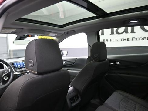 Used 2024 Chevrolet Equinox LT image 24