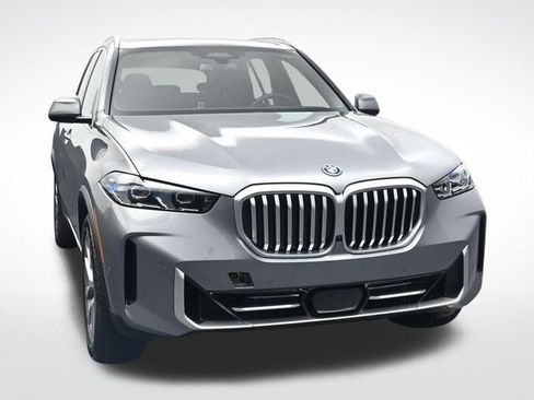 New 2026 BMW X5 xDrive50e AWD/4WD image 11