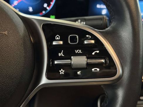 Certified 2023 Mercedes-Benz GLA 250 4MATIC image 31