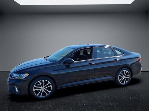Used 2024 Volkswagen Jetta Sport FWD image 7