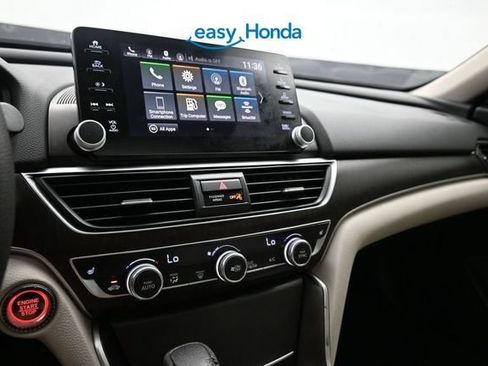 Used 2018 Honda Accord EX image 11