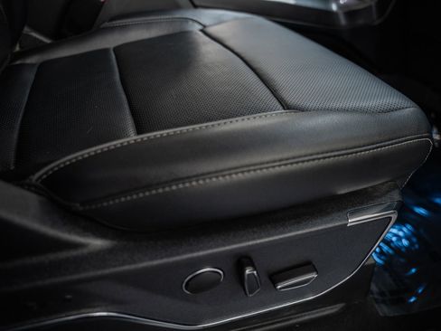 Certified 2023 Ford F150 Lariat w/ Equipment Group 502A High image 37