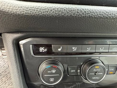 Certified 2021 Volkswagen Tiguan SE R-Line w/ 3rd Row Seat Package image 20