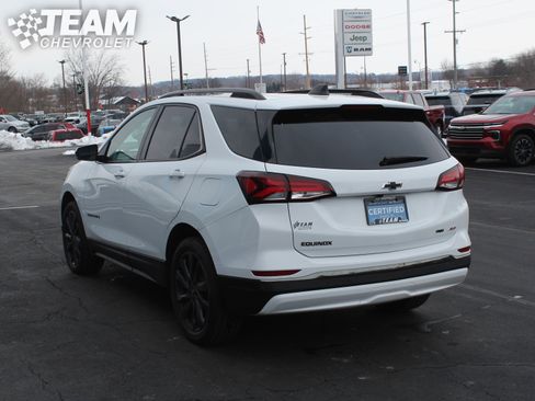 Certified 2022 Chevrolet Equinox RS w/ LPO, Floor Liner Package image 6
